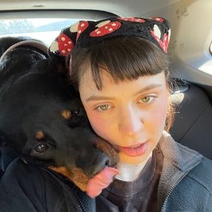 Meet your Posher, Bailey